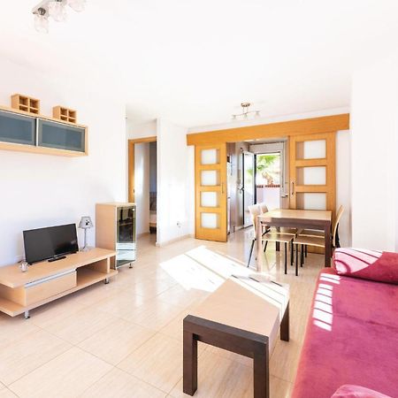 Beautiful apartment in Oropesa del Mar with 2 Bedrooms&Outdoor swimming pool Buitenkant foto