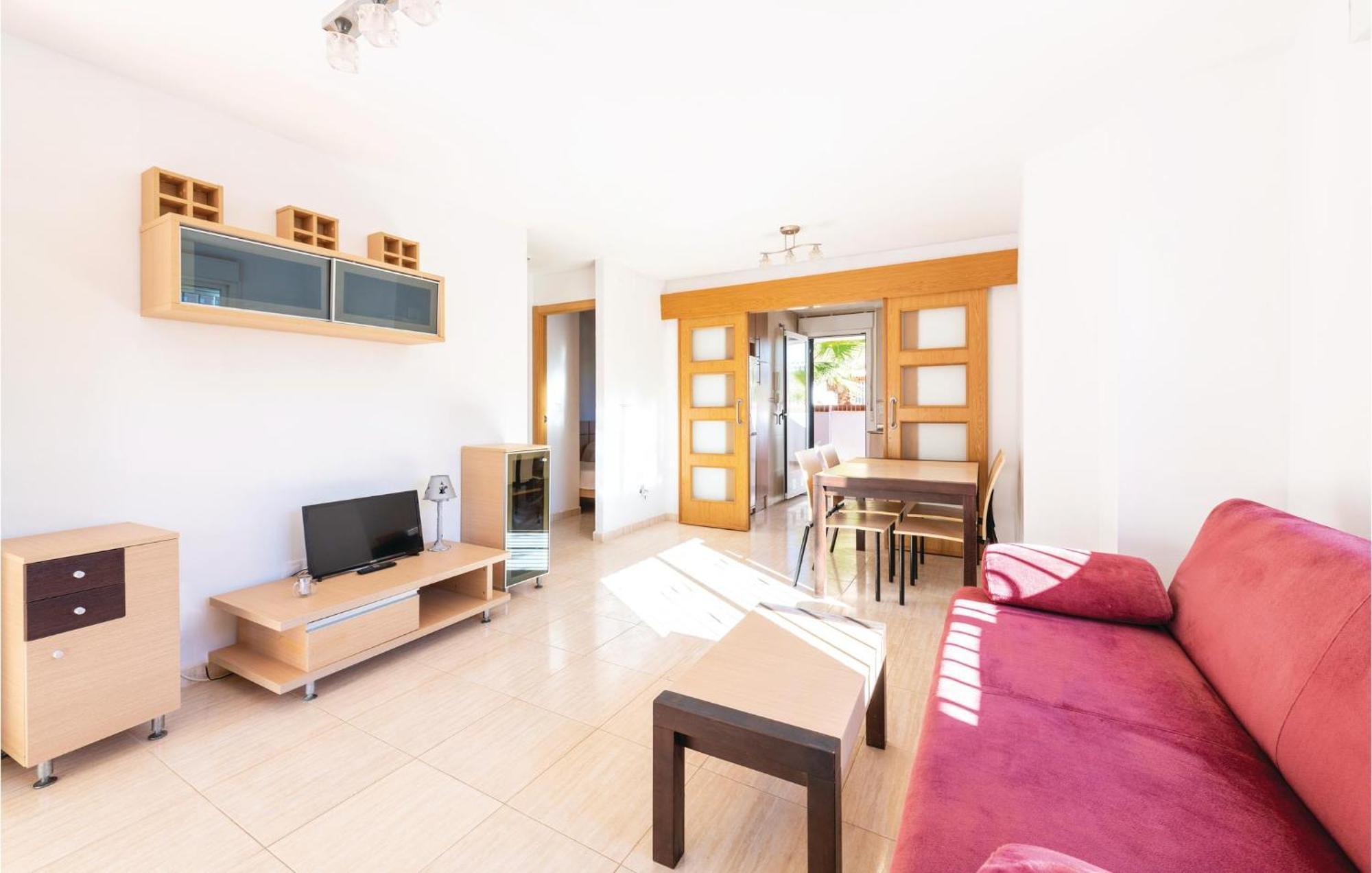 Beautiful apartment in Oropesa del Mar with 2 Bedrooms&Outdoor swimming pool Buitenkant foto