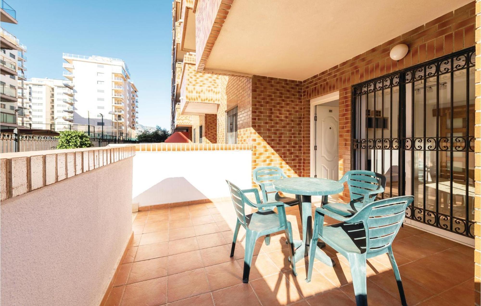 Beautiful apartment in Oropesa del Mar with 2 Bedrooms&Outdoor swimming pool Buitenkant foto